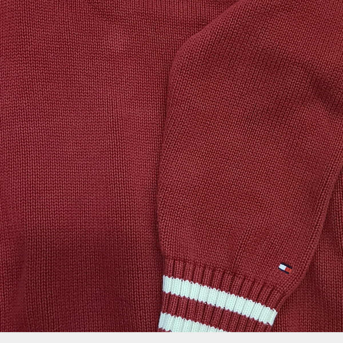 Tommy Hilfiger 2011 Crest Knit Sweater